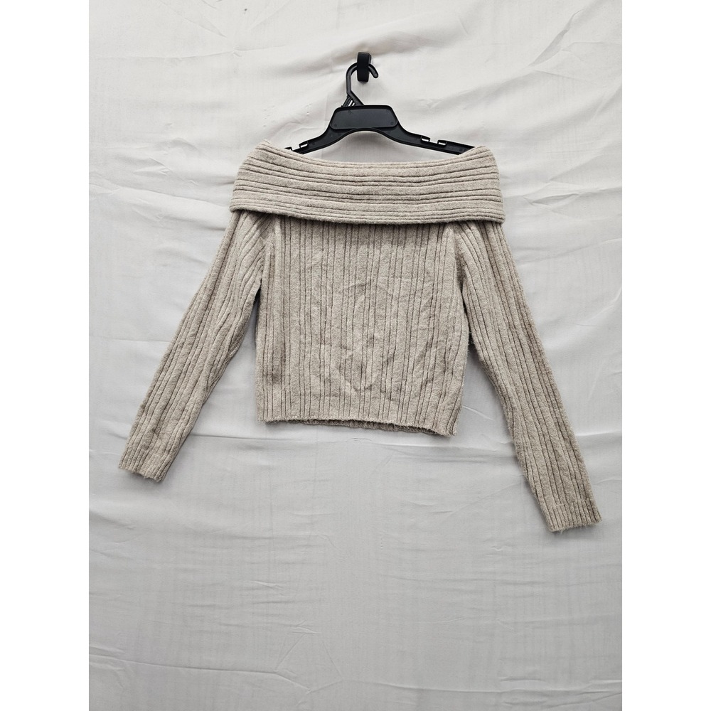Wild Fable Womens Off Shoulder Pullover Sweater Beige Viscose Blend Size Small